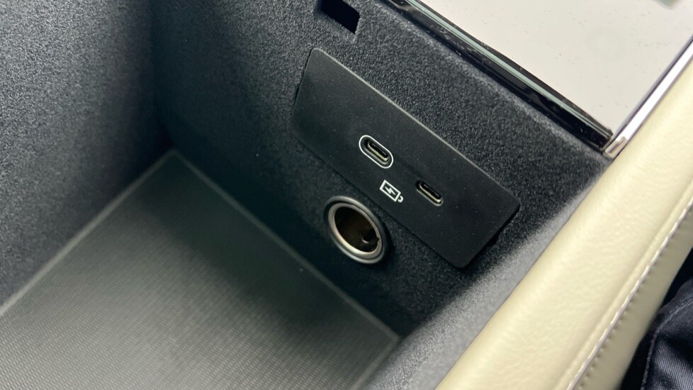 Used Volvo XC90 2025 for sale - 76062204: Photo 67