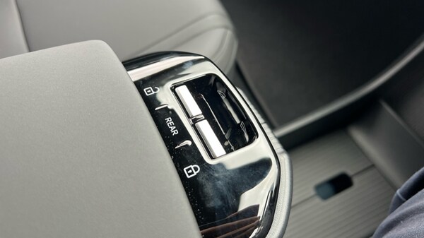 Used Volvo EX30 2025 for sale - 76145879: Photo 31