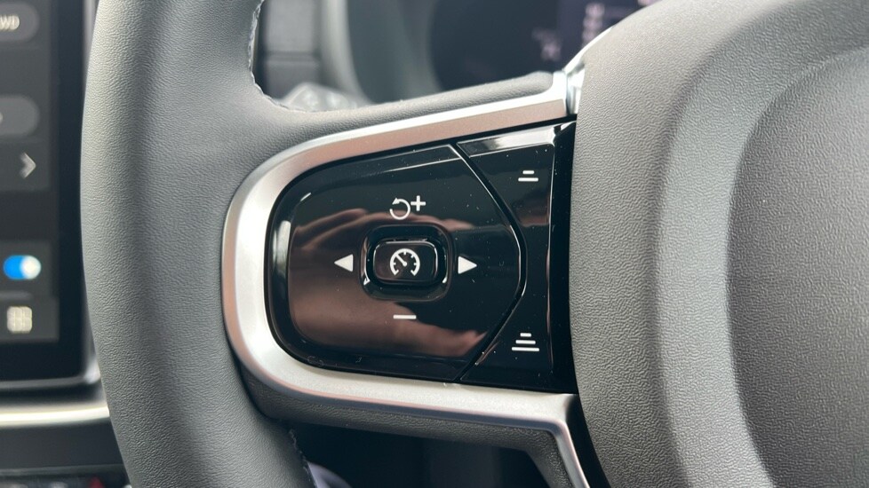 Used Volvo XC90 2025 for sale - 76061940: Photo 18