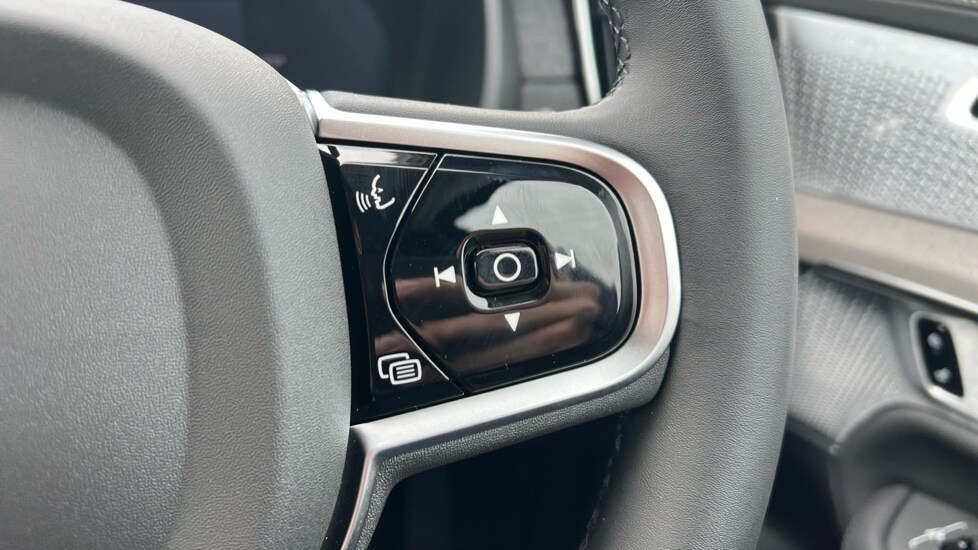 Used Volvo XC90 2025 for sale - 76061940: Photo 19