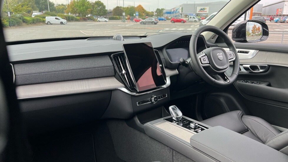 Used Volvo XC90 2025 for sale - 76061940: Photo 4