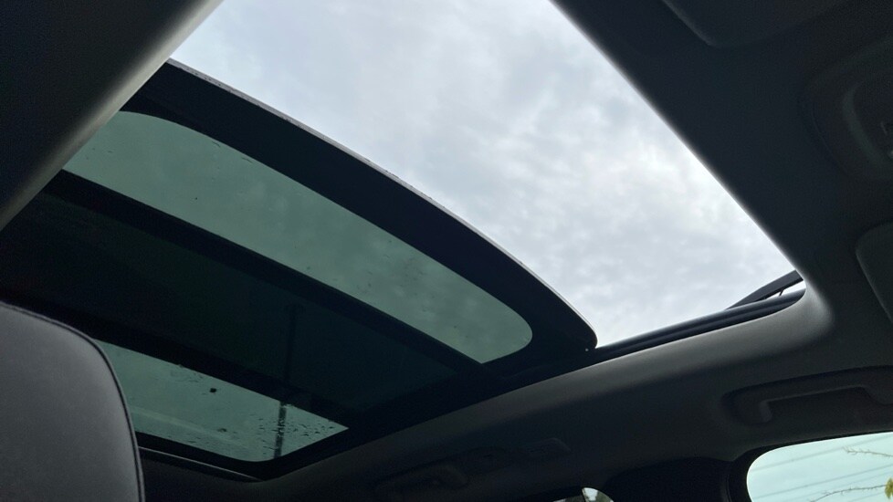 Used Volvo XC90 2025 for sale - 76061940: Photo 41