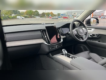 Used Volvo XC90 2025 for sale - 76061940: Photo 4