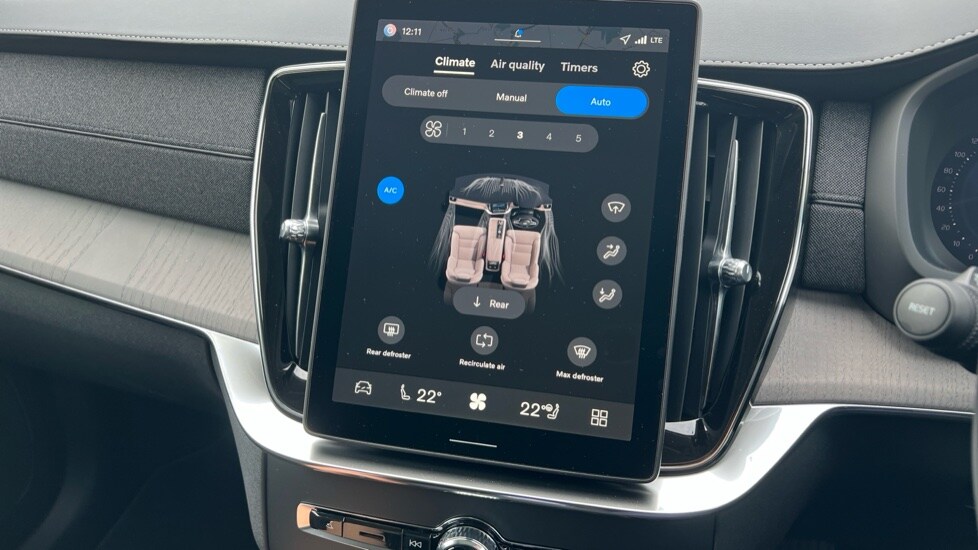 Used Volvo XC90 2025 for sale - 76061940: Photo 70