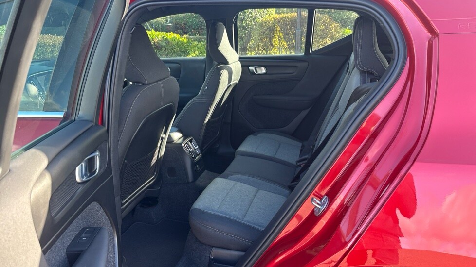 Used Volvo XC40 2022 for sale - 76350983: Photo 10