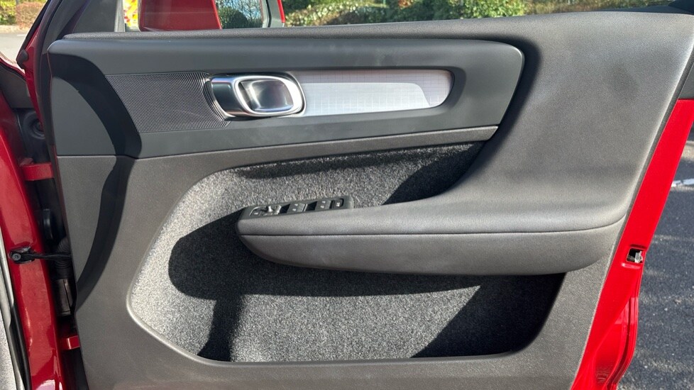 Used Volvo XC40 2022 for sale - 76350983: Photo 15