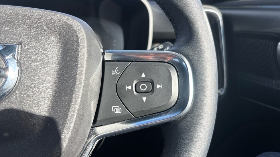 Used Volvo XC40 2022 for sale - 76350983: Photo 19