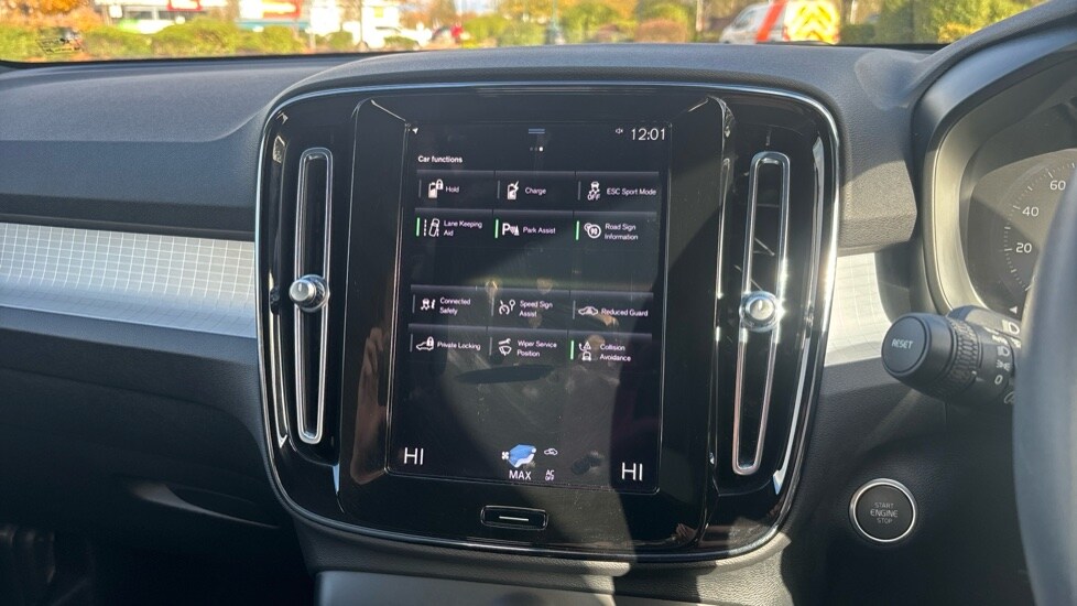 Used Volvo XC40 2022 for sale - 76350983: Photo 37