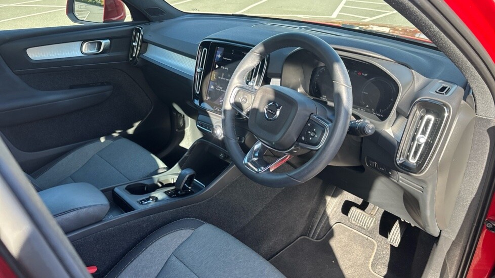 Used Volvo XC40 2022 for sale - 76350983: Photo 5