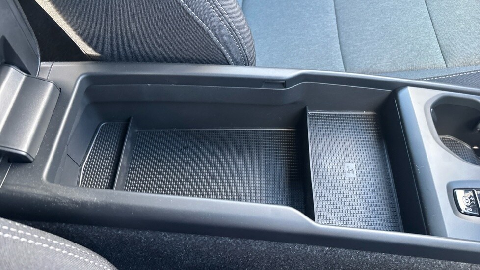 Used Volvo XC40 2022 for sale - 76350983: Photo 54