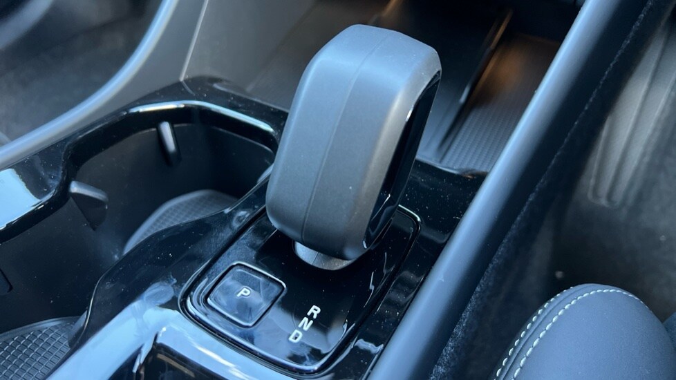 Used Volvo XC40 2025 for sale - 76217231: Photo 14