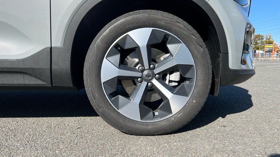 Used Volvo XC40 2025 for sale - 76217231: Photo 16