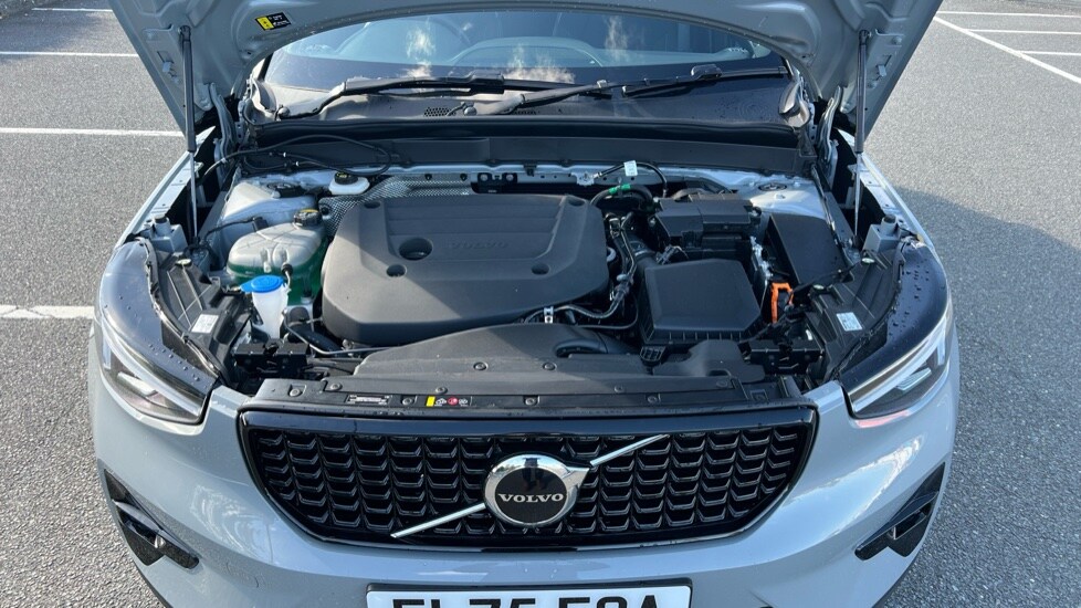 Used Volvo XC40 2025 for sale - 76217231: Photo 23