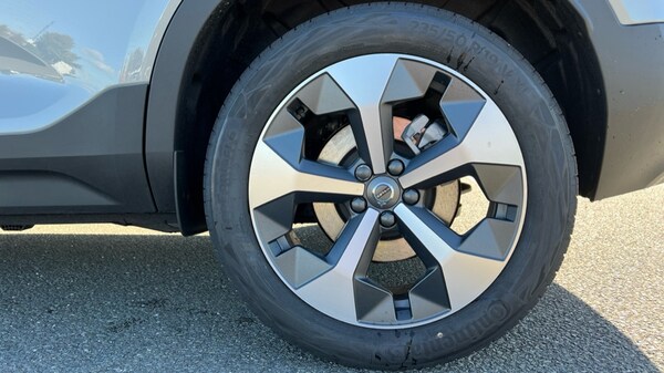 Used Volvo XC40 2025 for sale - 76217231: Photo 26
