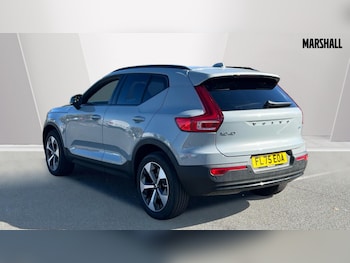 Used Volvo XC40 2025 for sale - 76217231: Photo 2