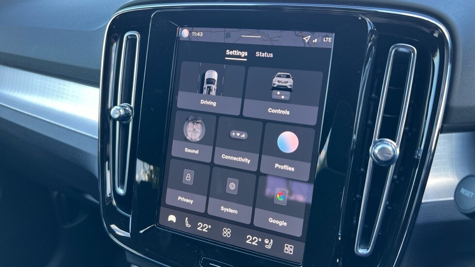 Used Volvo XC40 2025 for sale - 76217231: Photo 39