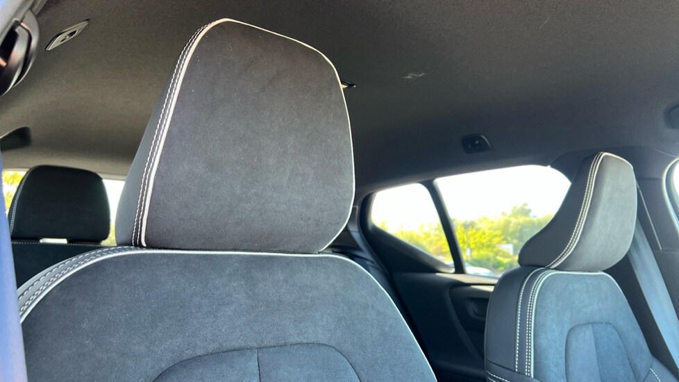 Used Volvo XC40 2025 for sale - 76217231: Photo 43