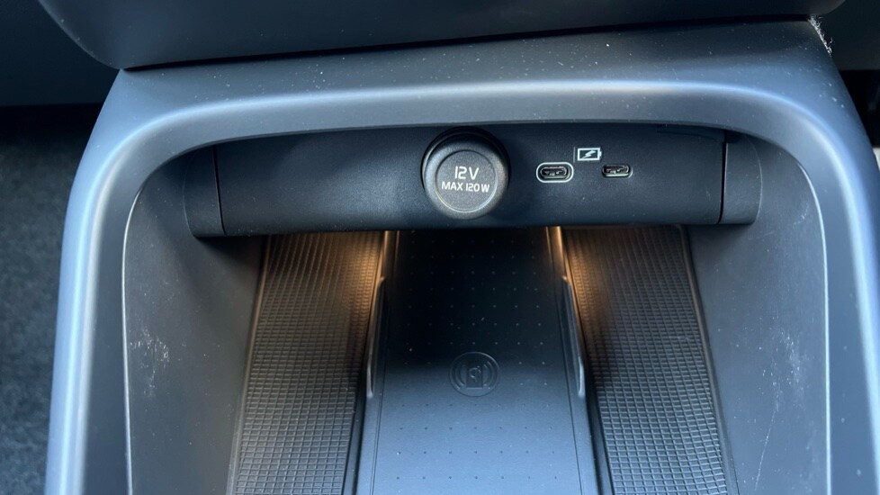 Used Volvo XC40 2025 for sale - 76217231: Photo 61