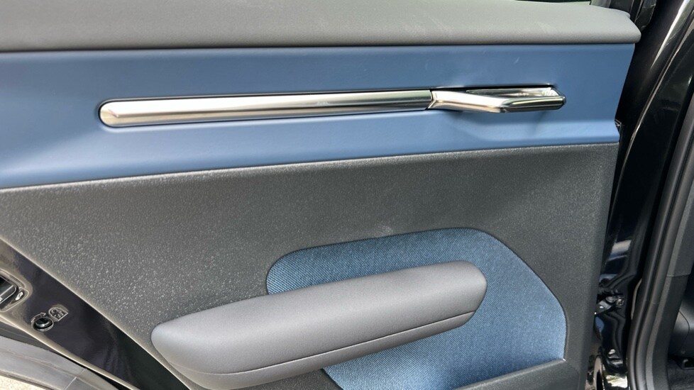 Used Volvo EX30 2025 for sale - 76475007: Photo 44