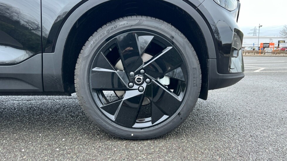 Used Volvo XC40 2025 for sale - 76874558: Photo 16