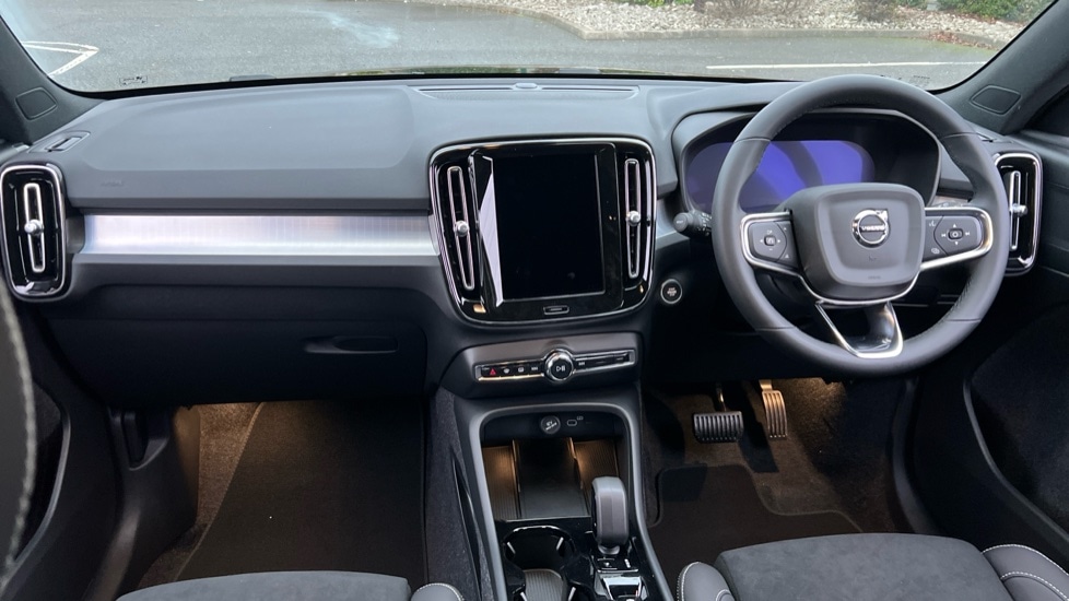 Used Volvo XC40 2025 for sale - 76874558: Photo 21