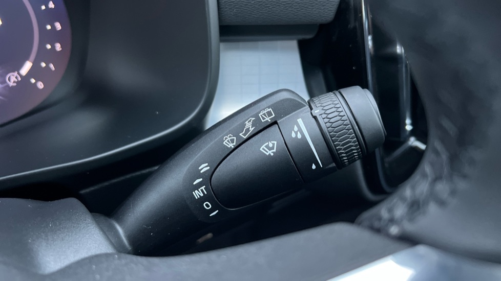 Used Volvo XC40 2025 for sale - 76874558: Photo 30