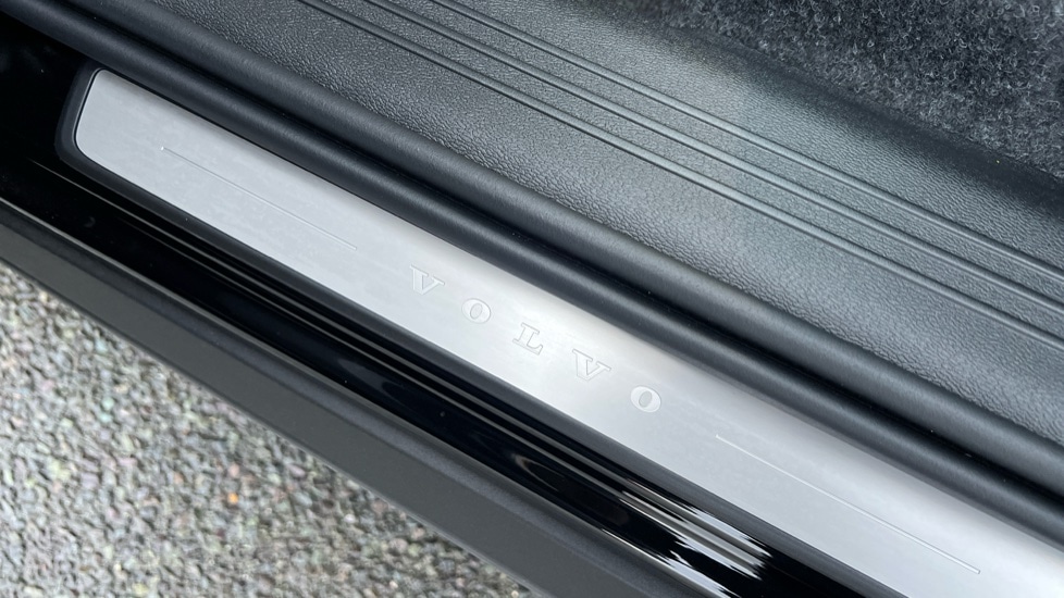 Used Volvo XC40 2025 for sale - 76874558: Photo 41