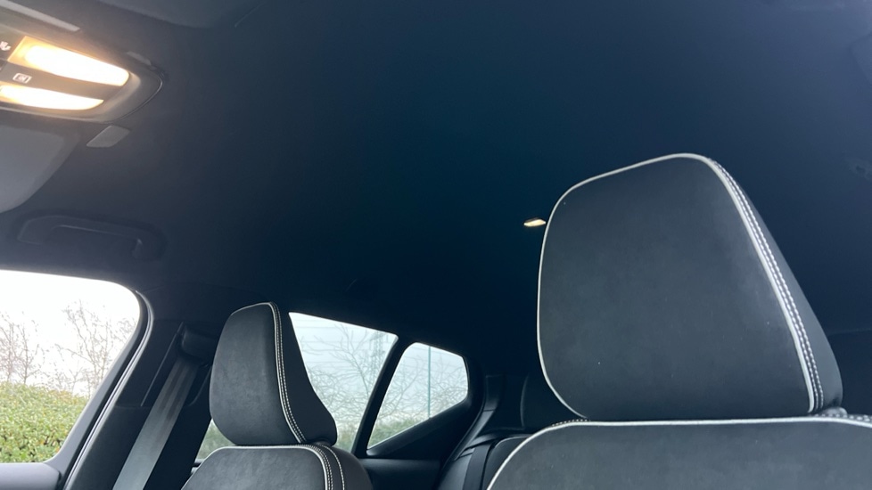 Used Volvo XC40 2025 for sale - 76874558: Photo 42