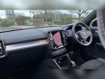 Used Volvo XC40 2025 for sale - 76874558: Photo