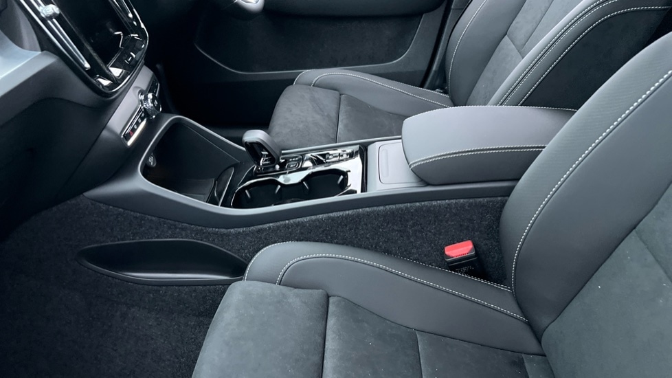 Used Volvo XC40 2025 for sale - 76874558: Photo 50