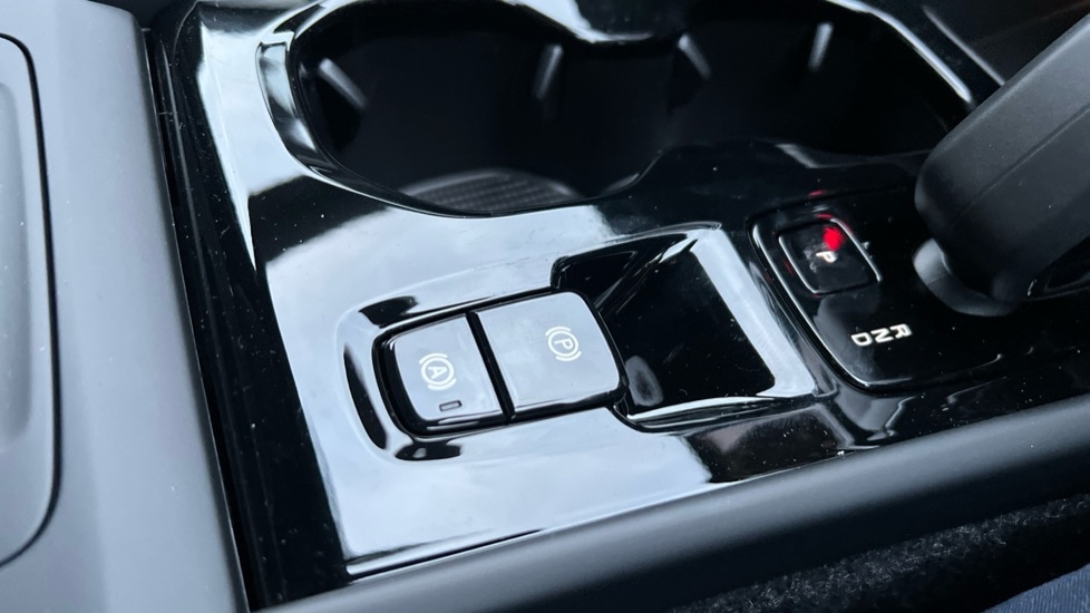 Used Volvo XC40 2025 for sale - 76874558: Photo 60