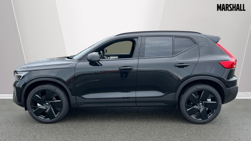 Used Volvo XC40 2025 for sale - 76874558: Photo 8