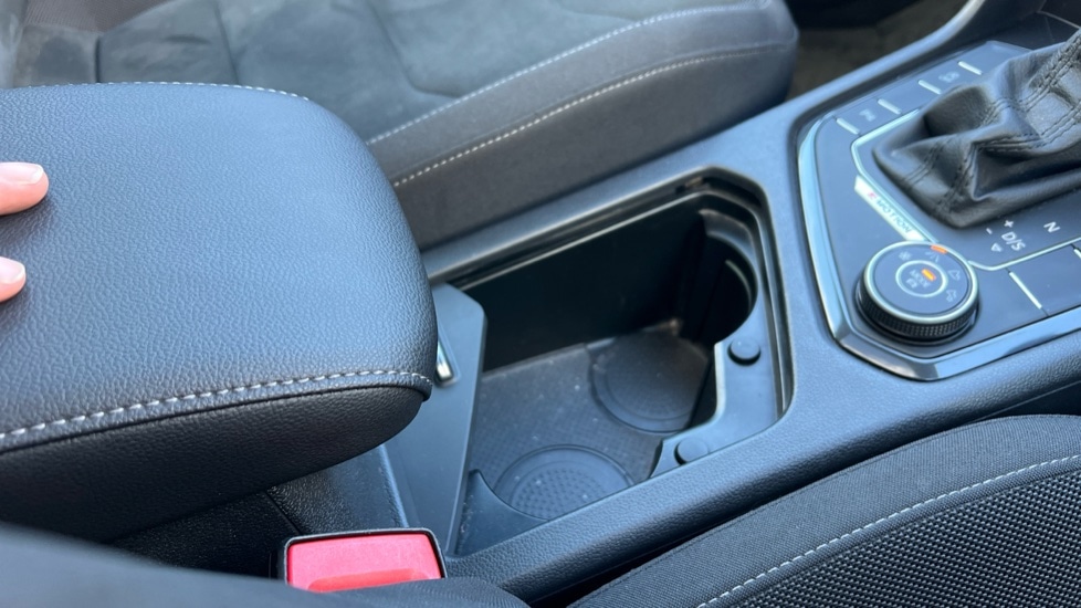 Used Volkswagen Tiguan 2020 for sale - 77010202: Photo 52