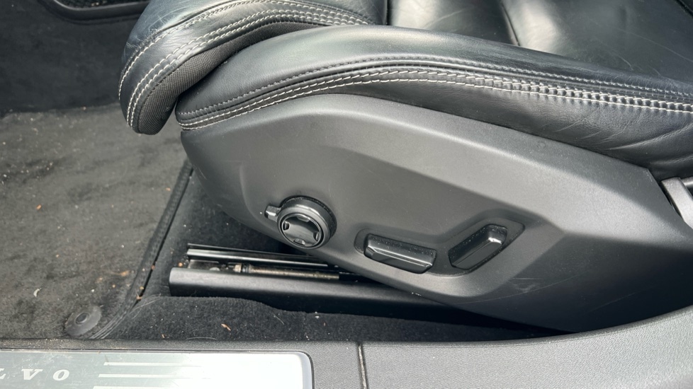 Used Volvo S90 2018 for sale - 76533732: Photo 31