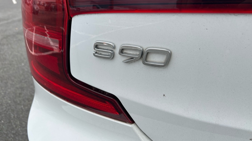 Used Volvo S90 2018 for sale - 76533732: Photo 38