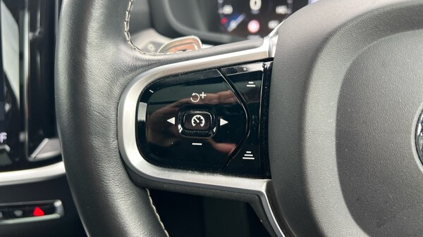 Used Volvo V60 2019 for sale - 76254993: Photo 23