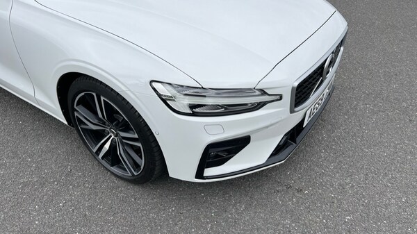 Used Volvo V60 2019 for sale - 76254993: Photo 44