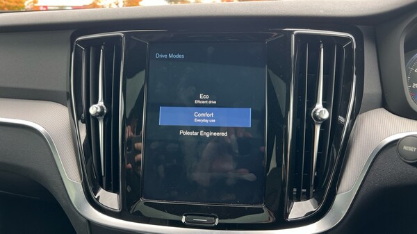 Used Volvo V60 2019 for sale - 76254993: Photo 47