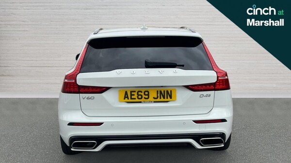 Used Volvo V60 2019 for sale - 76254993: Photo 4