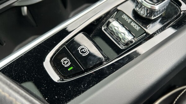 Used Volvo V60 2019 for sale - 76254993: Photo 55