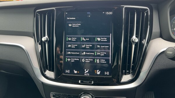 Used Volvo V60 2019 for sale - 76254993: Photo 61