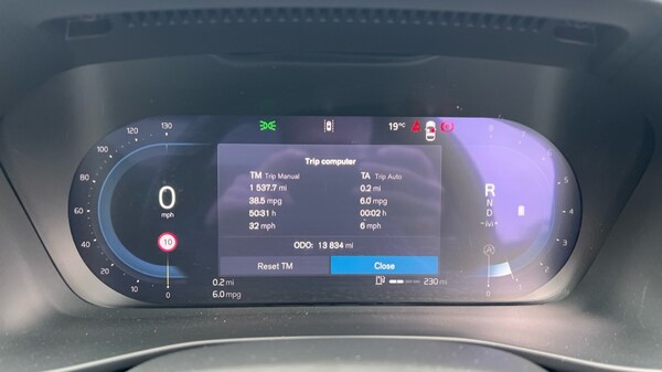 Used Volvo XC40 2025 for sale - 75625254: Photo 11