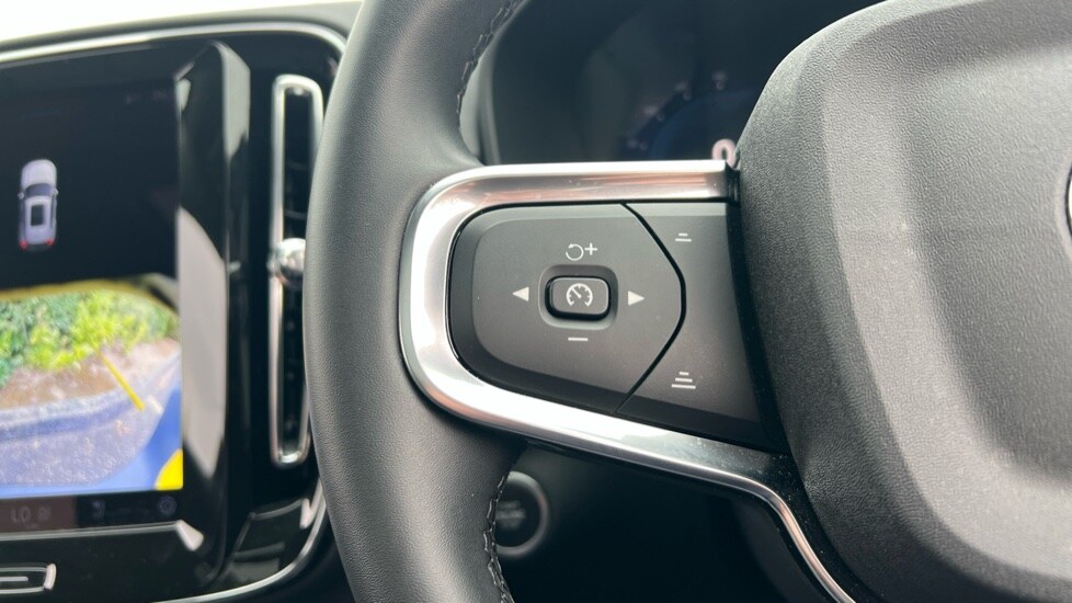 Used Volvo XC40 2025 for sale - 75625254: Photo 18