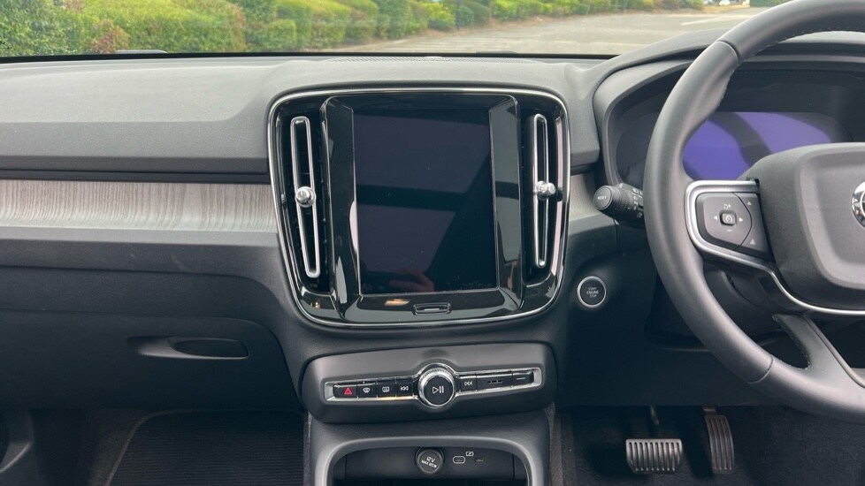 Used Volvo XC40 2025 for sale - 75625254: Photo 22