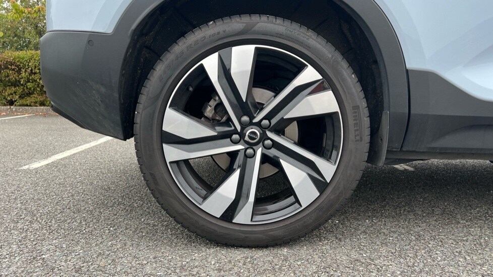 Used Volvo XC40 2025 for sale - 75625254: Photo 24