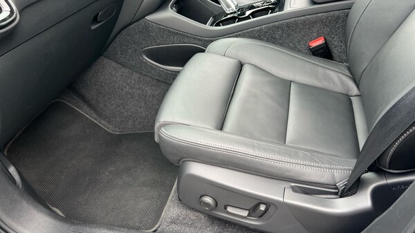 Used Volvo XC40 2025 for sale - 75625254: Photo 32