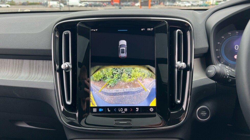 Used Volvo XC40 2025 for sale - 75625254: Photo 37