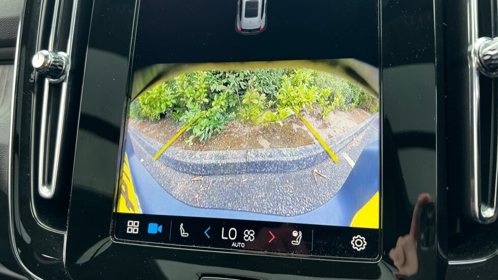 Used Volvo XC40 2025 for sale - 75625254: Photo 39