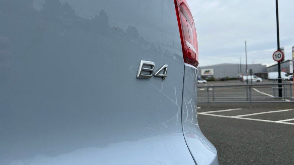 Used Volvo XC40 2025 for sale - 75625254: Photo 59