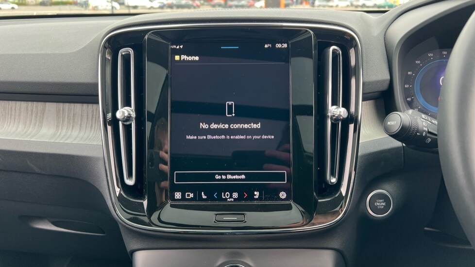 Used Volvo XC40 2025 for sale - 75625254: Photo 62